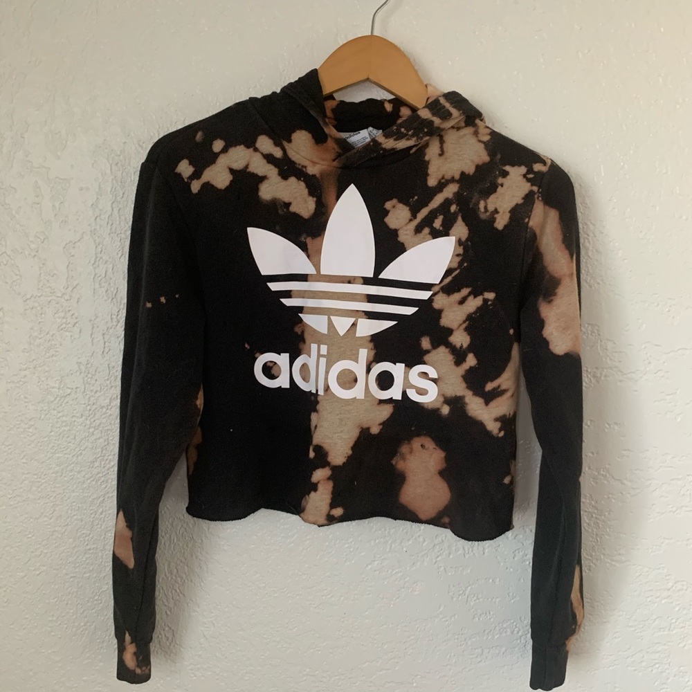 REWORKED ADIDAS CROP SWATER